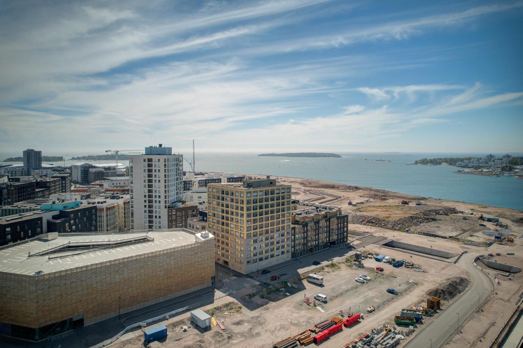 Apartment Modern And Stylish 1br With Balcony And View Helsinki